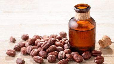 Jojoba Yağı Ne İşe Yarar Cilt ve Saçlar