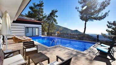 Kalkan’ın Büyüsünde Özgün Tatil: Villacım Deneyimi